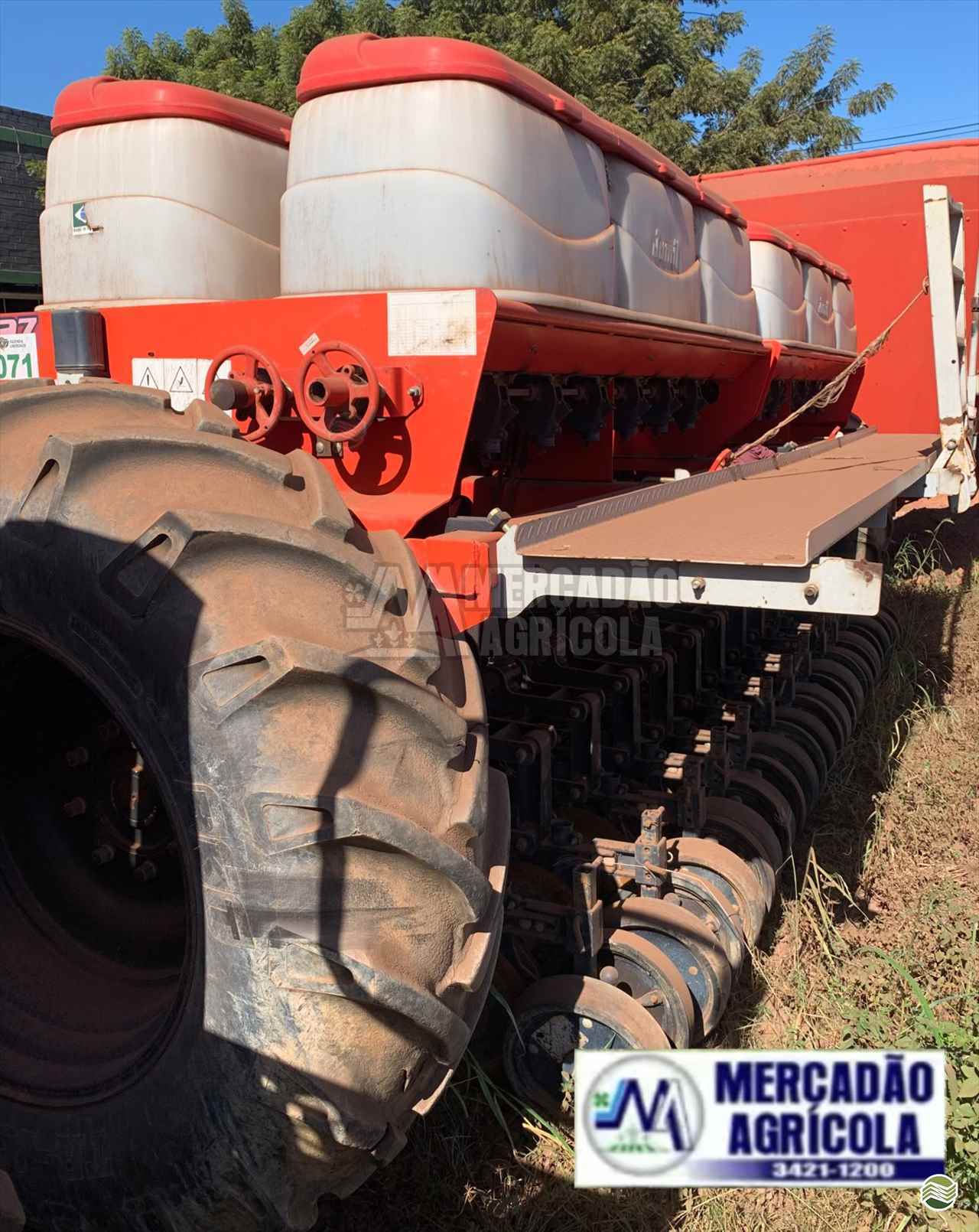 IMPLEMENTOS AGRICOLAS PLANTADEIRA SEMEADEIRA DE CAPIM Mercadão Agrícola MT RONDONOPOLIS MATO GROSSO MT